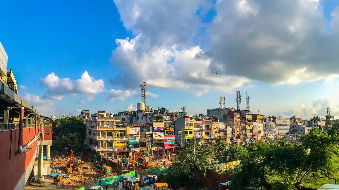 सत्य निकेतन हादसा: छात्रों के 'पीजी' और पुरानी इमारतों की सुरक्षा पर अब टालमटोल नहीं चलेगी