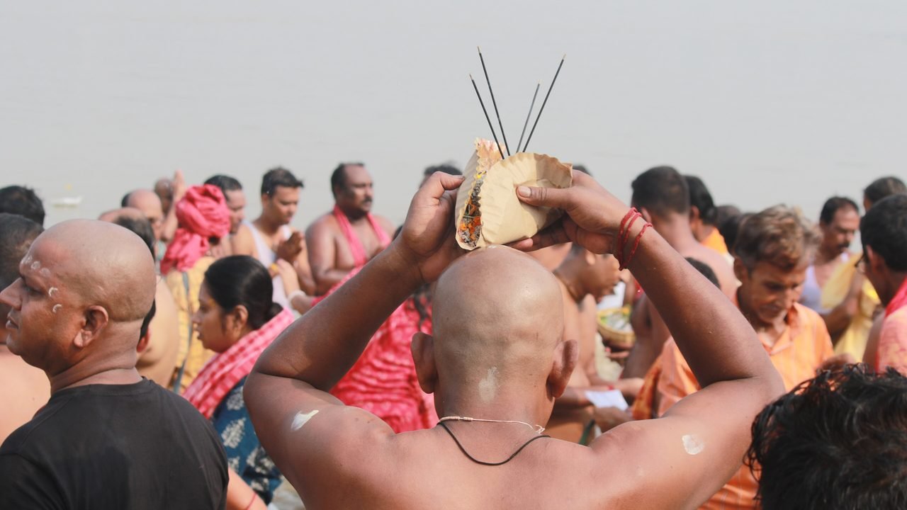 पितृ पक्ष 2026: 26 सितंबर को पूर्णिमा श्राद्ध, 10 अक्टूबर को सर्वपितृ अमावस्या; जानें जरूरी नियम
