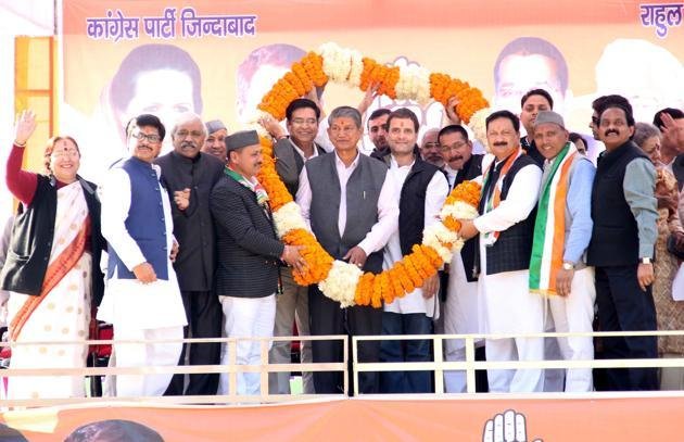 देहरादून में छात्रों की गूंज अभियान के दौरान छात्रों को संबोधित करते कांग्रेस नेता राहुल गांधी।