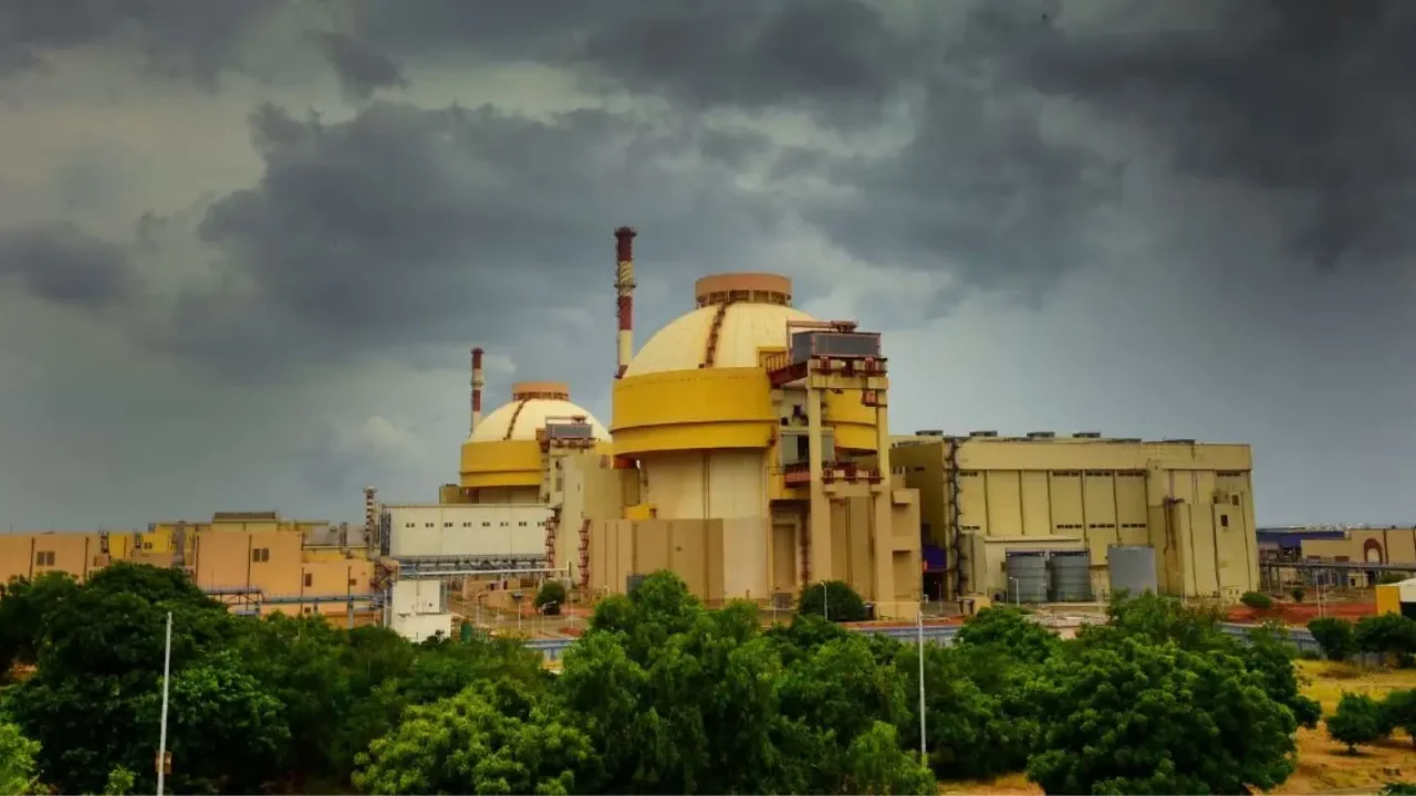 रिलायंस ग्रुप ने आंशिक डेटा उल्लंघन की पुष्टि की; कुडनकुलम परमाणु संयंत्र की कथित फाइलें डार्क वेब पर सामने आईं रिलायंस ग्रुप ने आंशिक डेटा उल्लंघन की पुष्टि की; कुडनकुलम परमाणु संयंत्र की कथित फाइलें डार्क वेब पर सामने आईं